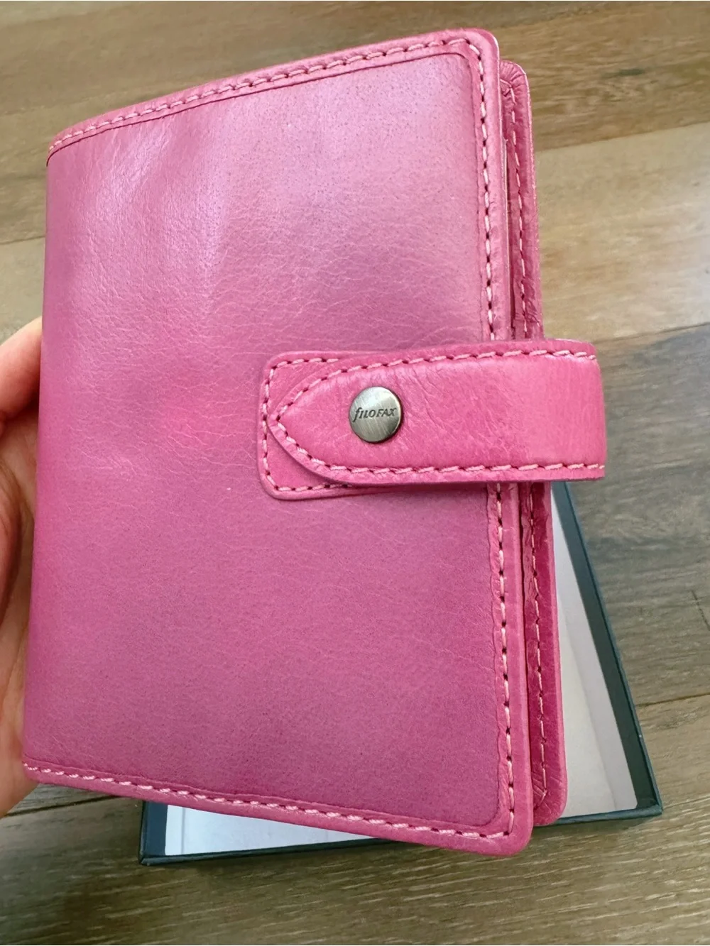 filoFAX Malden Pocket Organiser in Bright Fuchsia